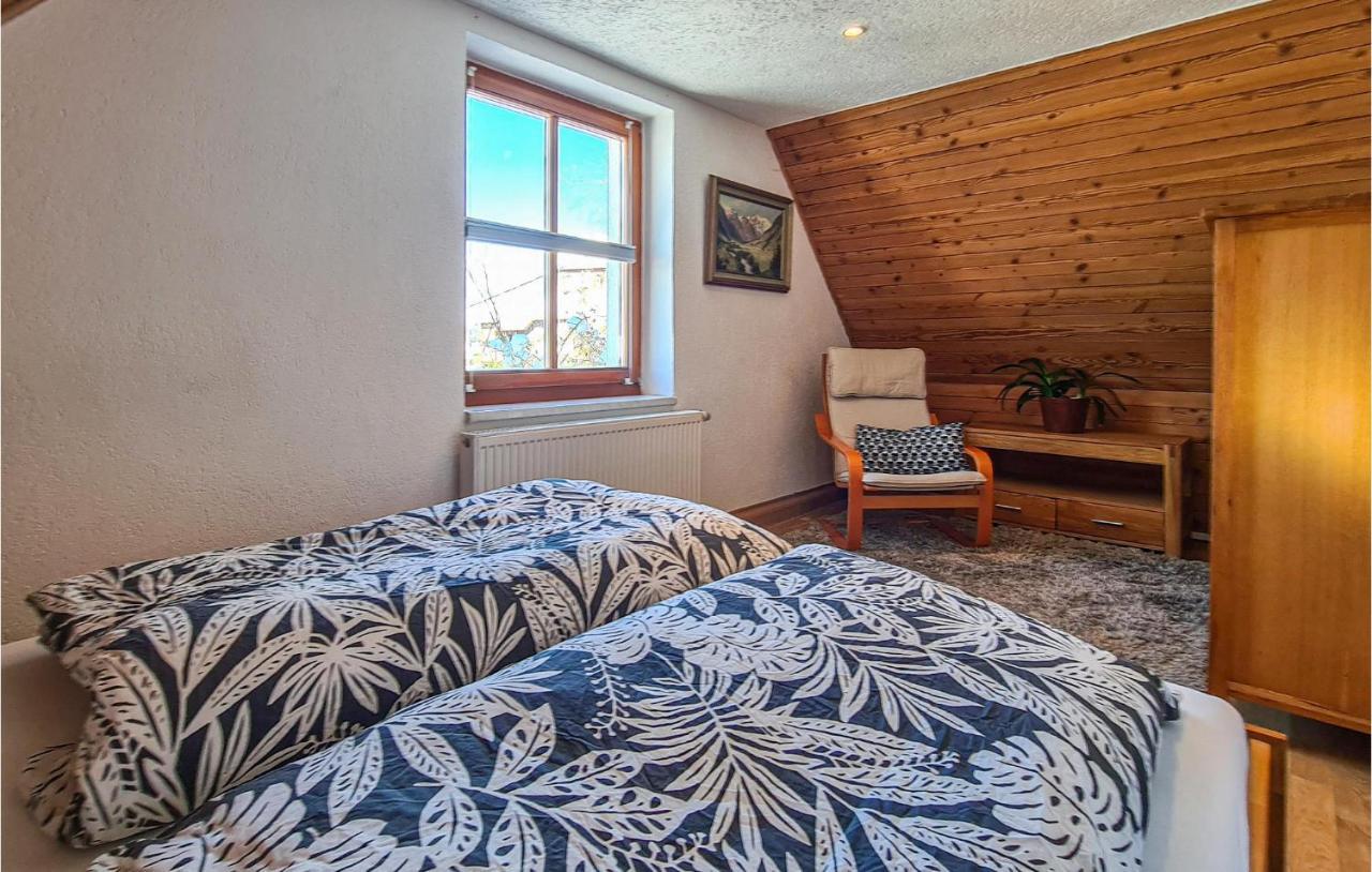 2 Bedroom Awesome Home In Kranichfeld Exterior foto